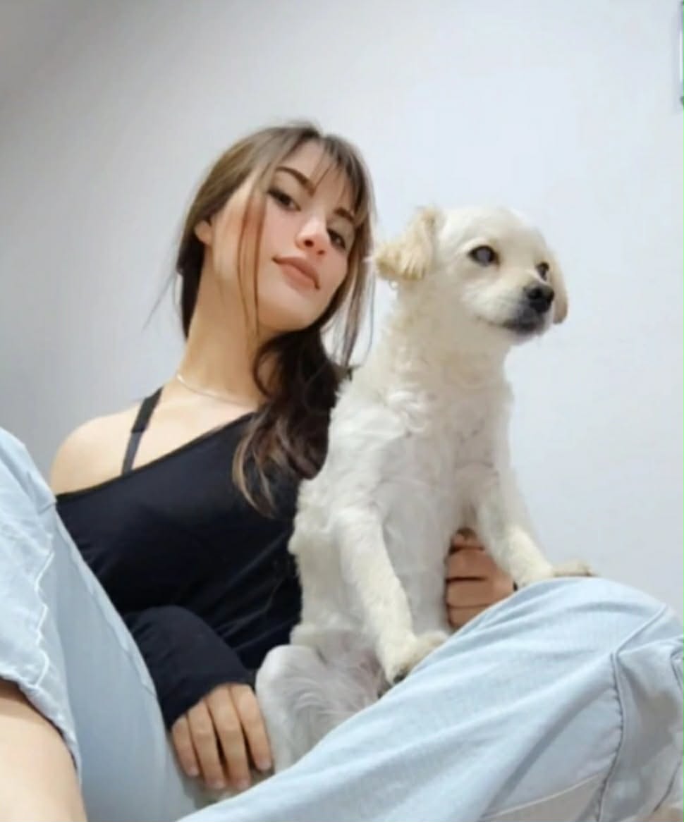 Lucia, Mishprints illustrator, with her dog Tobby